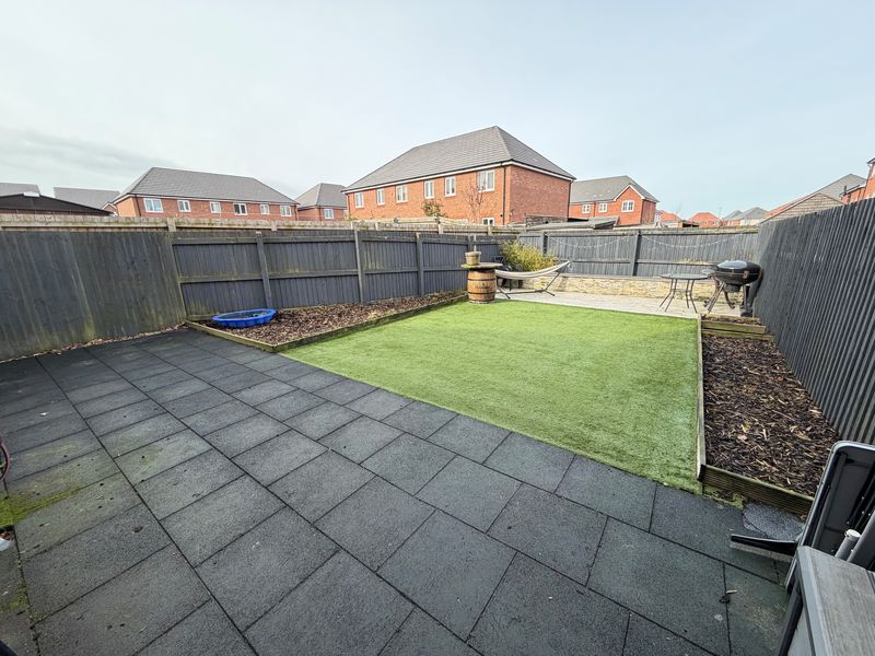 Standingwood Road Rossmore